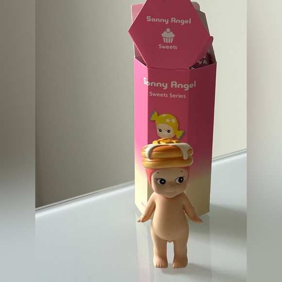 Viral Sonny Angel Pancake Sweets Series Mini Figure - Picture 1 of 4